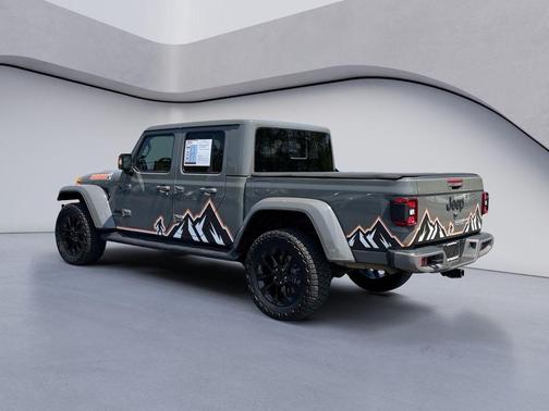 Sting-Gray Clearcoat 2022 Jeep Gladiator High Altitude 4x4