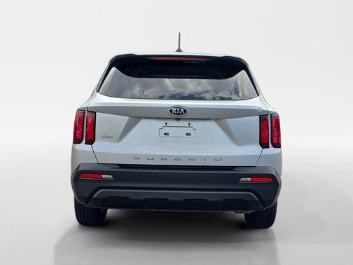 2021 Kia Sorento LX