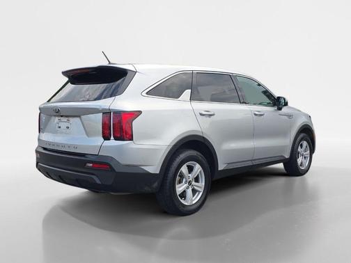 2021 Kia Sorento LX