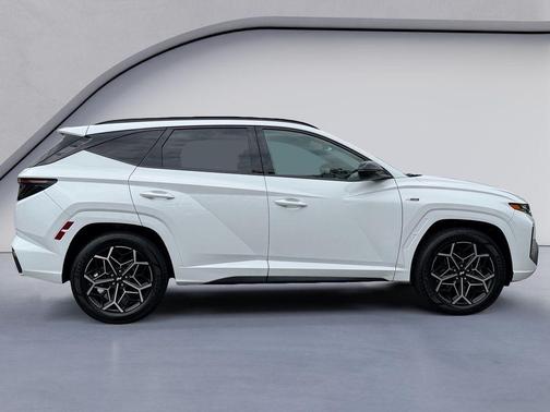 Quartz White 2022 Hyundai TUCSON N Line