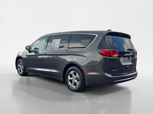 2020 Chrysler Pacifica Hybrid Touring L