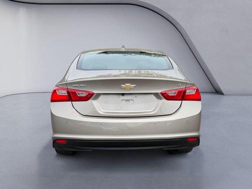 Mineral Gray Metallic 2025 Chevrolet Malibu FWD 1LT