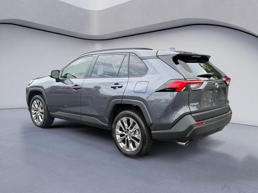 Magnetic Gray Metallic 2025 Toyota RAV4 XLE Premium