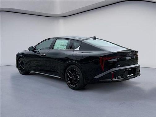 Aurora Black Pearl 2026 Kia K4 GT-Line Turbo