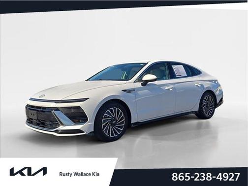 2024 Hyundai SONATA Hybrid SE