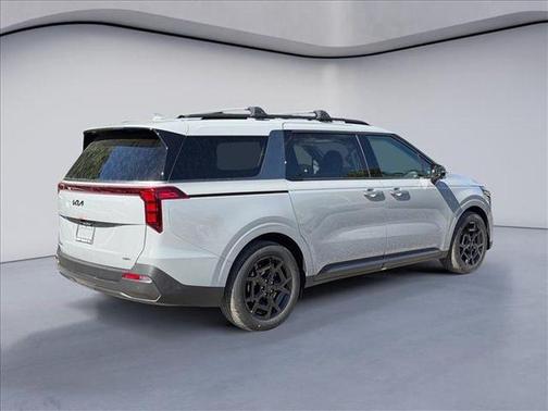 Ceramic Silver 2026 Kia Carnival Hybrid SX