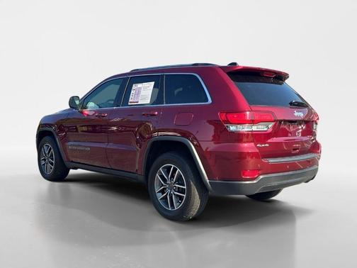 2020 Jeep Grand Cherokee Laredo
