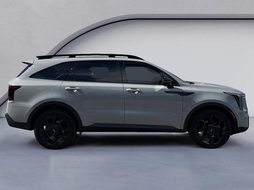 Wolf Gray 2024 Kia Sorento SX