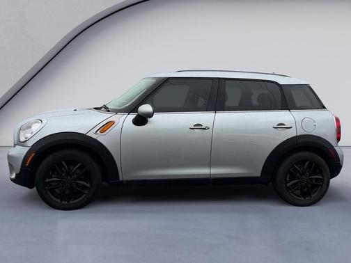 2012 MINI Cooper Countryman Base