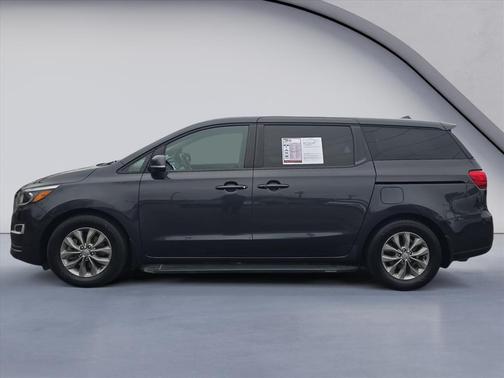 2021 Kia Sedona LX