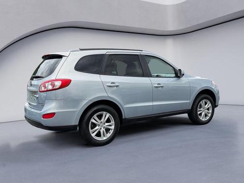 Iridescent Silver Blue Pearl 2010 Hyundai SANTA FE Limited