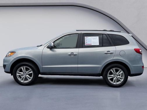 Iridescent Silver Blue Pearl 2010 Hyundai SANTA FE Limited