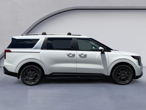 Snow White Pearl 2026 Kia Carnival Hybrid EX