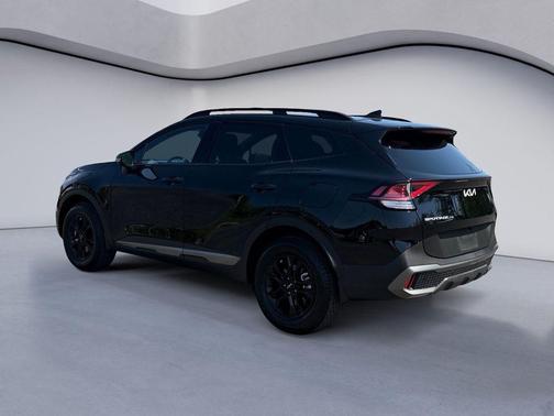 Ebony Black 2024 Kia Sportage S
