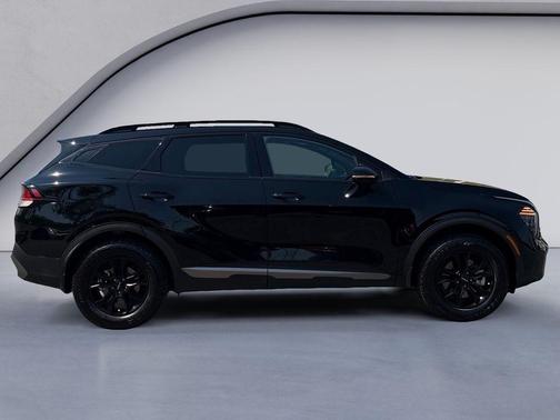 Ebony Black 2024 Kia Sportage S