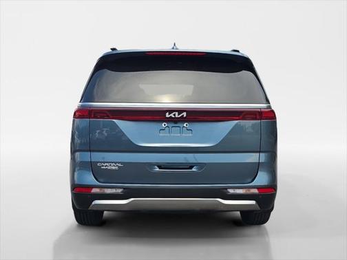 2023 Kia Carnival SX