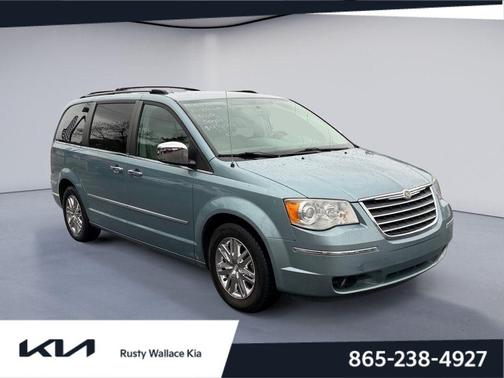 2010 Chrysler Town & Country Limited