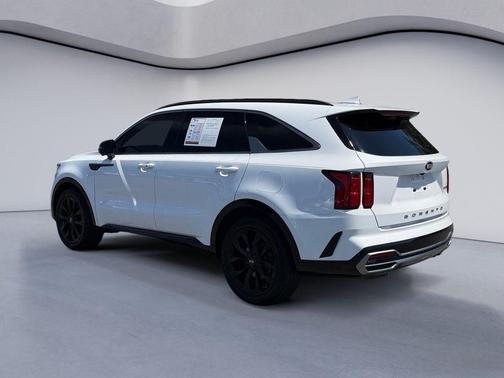Glacial White Pearl 2021 Kia Sorento SX