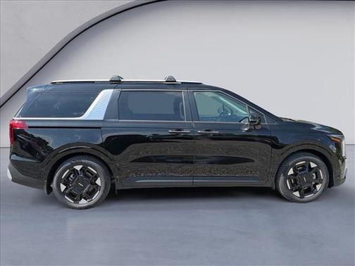 Aurora Black Pearl 2026 Kia Carnival EX