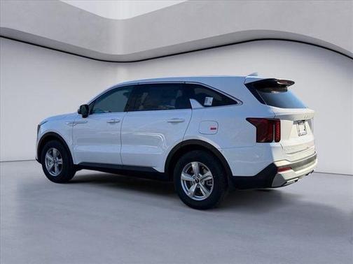 Glacial White Pearl 2026 Kia Sorento LX