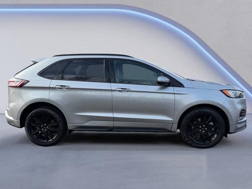 2023 Ford Edge ST Line