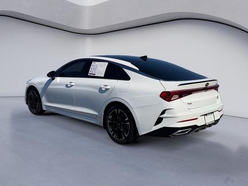 Glacial White Pearl 2021 Kia K5 GT-Line