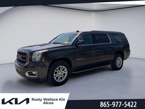 Iridium Metallic 2017 GMC Yukon XL SLT