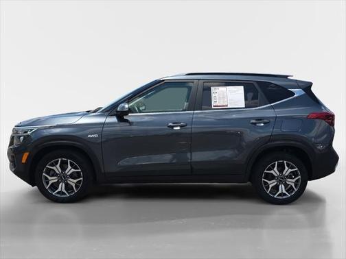 2022 Kia Seltos EX