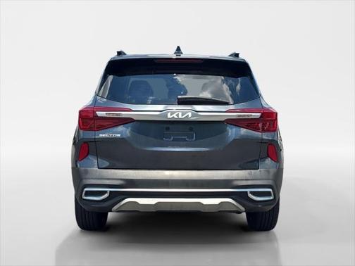 2022 Kia Seltos EX