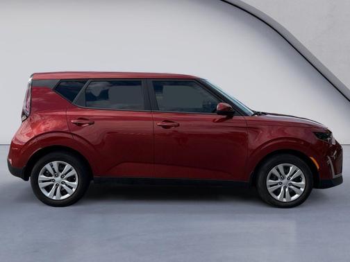 Mars Orange 2023 Kia Soul LX
