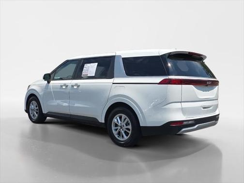 2022 Kia Carnival LX