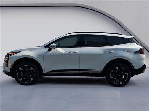 Snow White Pearl 2026 Kia Sportage Hybrid SX-Prestige