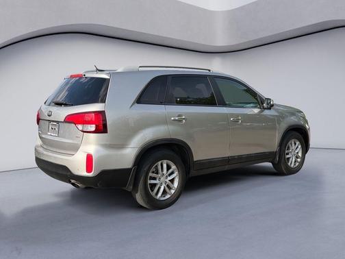 Satin Metal 2015 Kia Sorento LX