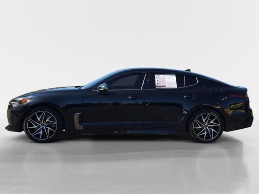 2023 Kia Stinger GT-Line