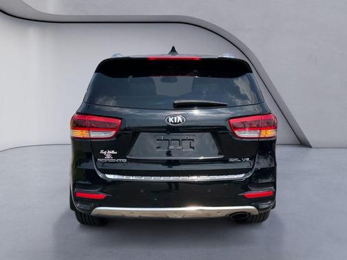 Ebony Black 2016 Kia Sorento SXL