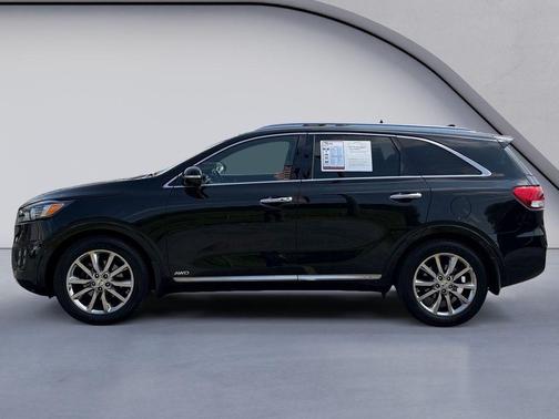 Ebony Black 2016 Kia Sorento SXL