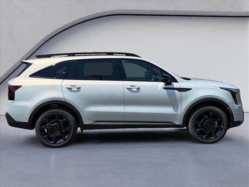 Ivory Silver 2026 Kia Sorento SX