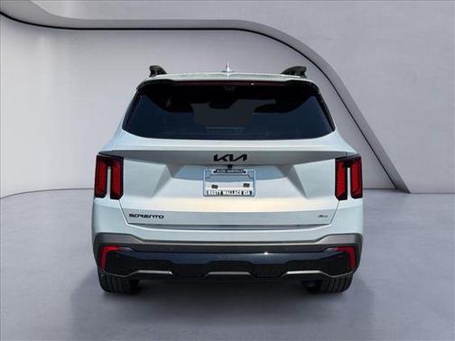 Ivory Silver 2026 Kia Sorento SX
