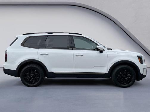 Glacial White Pearl 2023 Kia Telluride SX X-Pro
