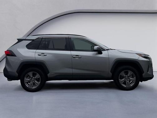 Silver Sky Metallic 2025 Toyota RAV4 Hybrid XLE