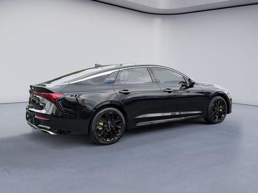 Aurora Black Pearl 2025 Kia K5 GT