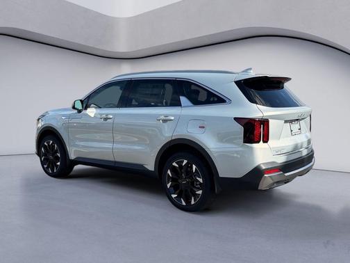 Ivory Silver 2026 Kia Sorento EX