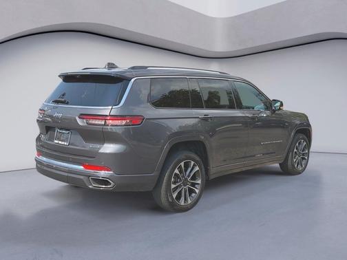 Baltic Gray Metallic Clearcoat 2021 Jeep Grand Cherokee L Overland