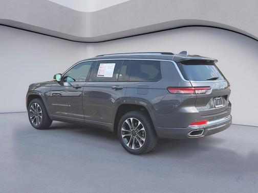 Baltic Gray Metallic Clearcoat 2021 Jeep Grand Cherokee L Overland