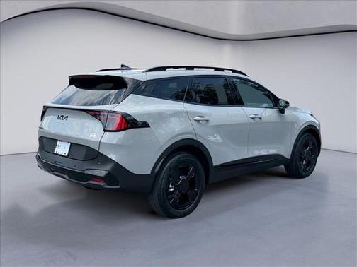 Wolf Gray 2027 Kia Sportage X-Line