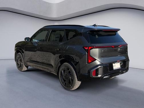 Interstellar Gray 2027 Kia Seltos X-Line SX