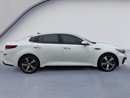 Snow White Pearl 2019 Kia Optima S