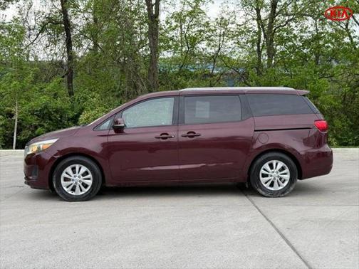2016 Kia Sedona LX