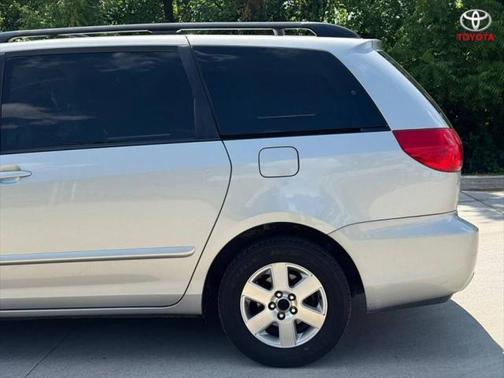 2008 Toyota Sienna LE