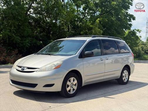 2008 Toyota Sienna LE